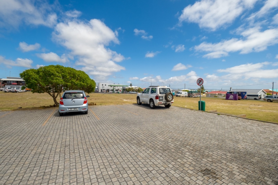 Commercial Property for Sale in Struisbaai Western Cape